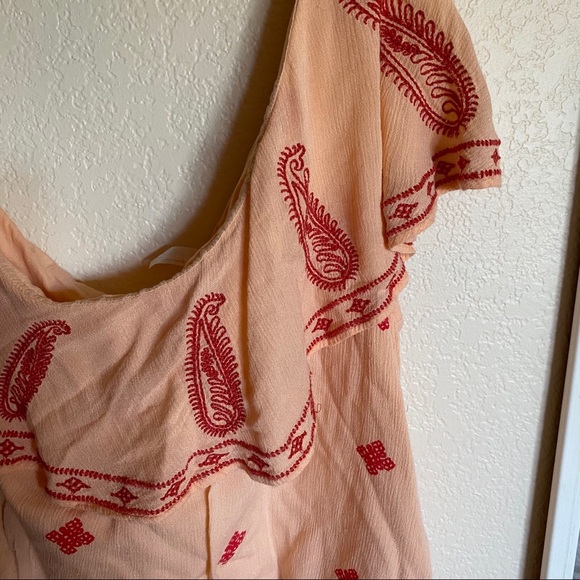 Peach one shoulder blouse - Picture 2 of 3